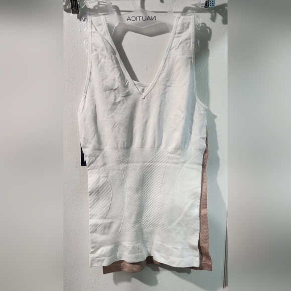 NWT Nautica Seamless shaping Camis Tanks 2 pairs size:XL - Picture 3 of 6